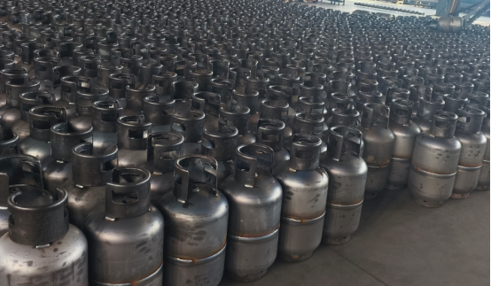 精準(zhǔn)糾偏，焊縫無(wú)憂！創(chuàng)想智控焊縫跟蹤器為煤氣罐焊接注入“智”造新動(dòng)能