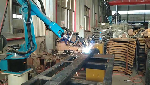 創想智控激光焊縫跟蹤器焊接中厚板介紹